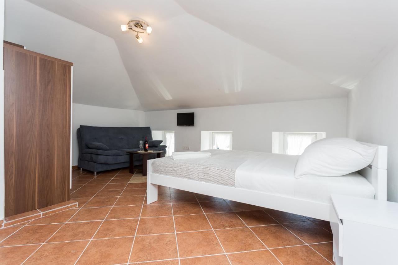 Apartmani Obala باشْكا المظهر الخارجي الصورة